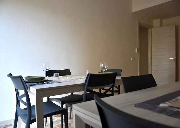 Vela Barocca Ното